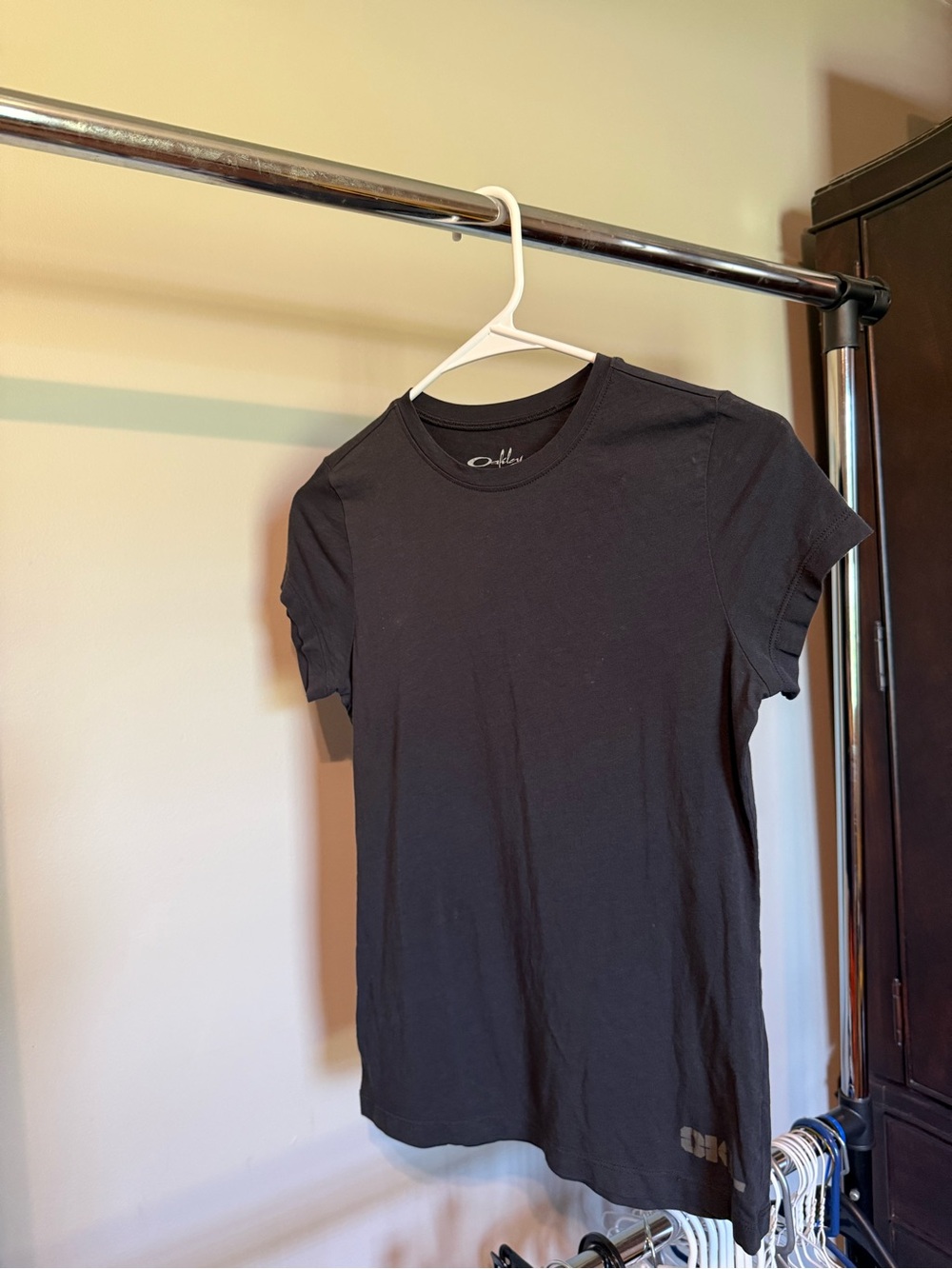 Oakley Women's Short Sleeve Tee - Black